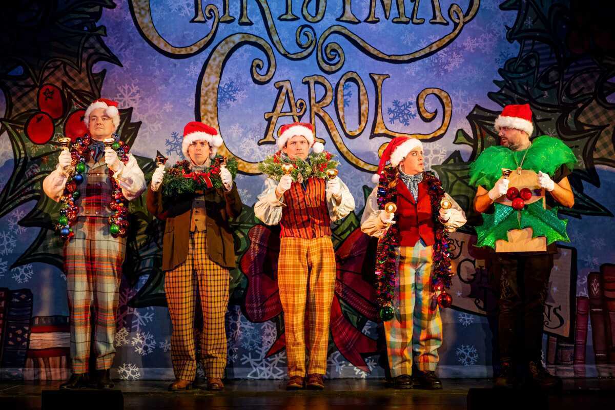 Christmas Carol Goes Wrong